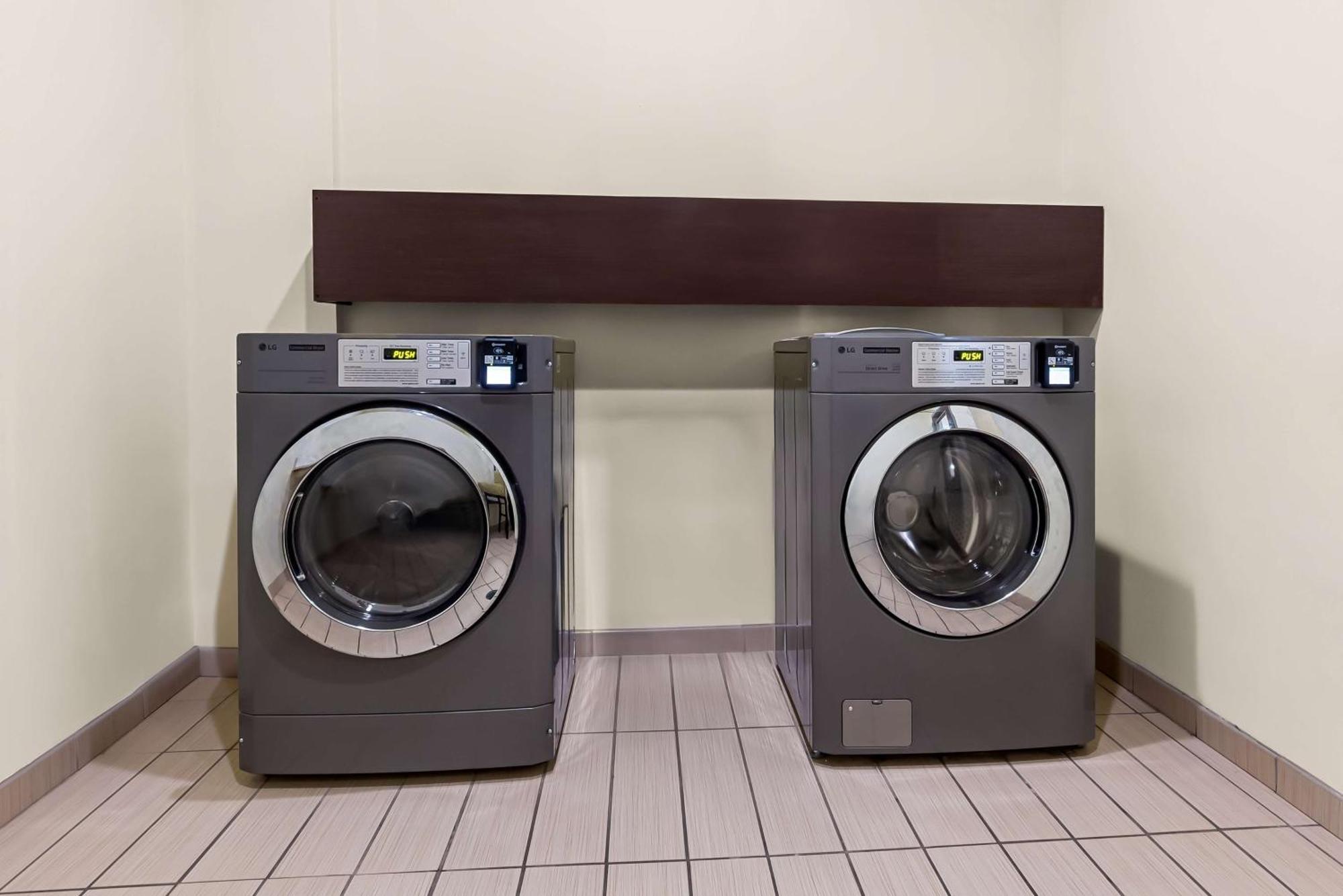 Best Western St. Louis Airport North Hotel & Suites Hazelwood Esterno foto