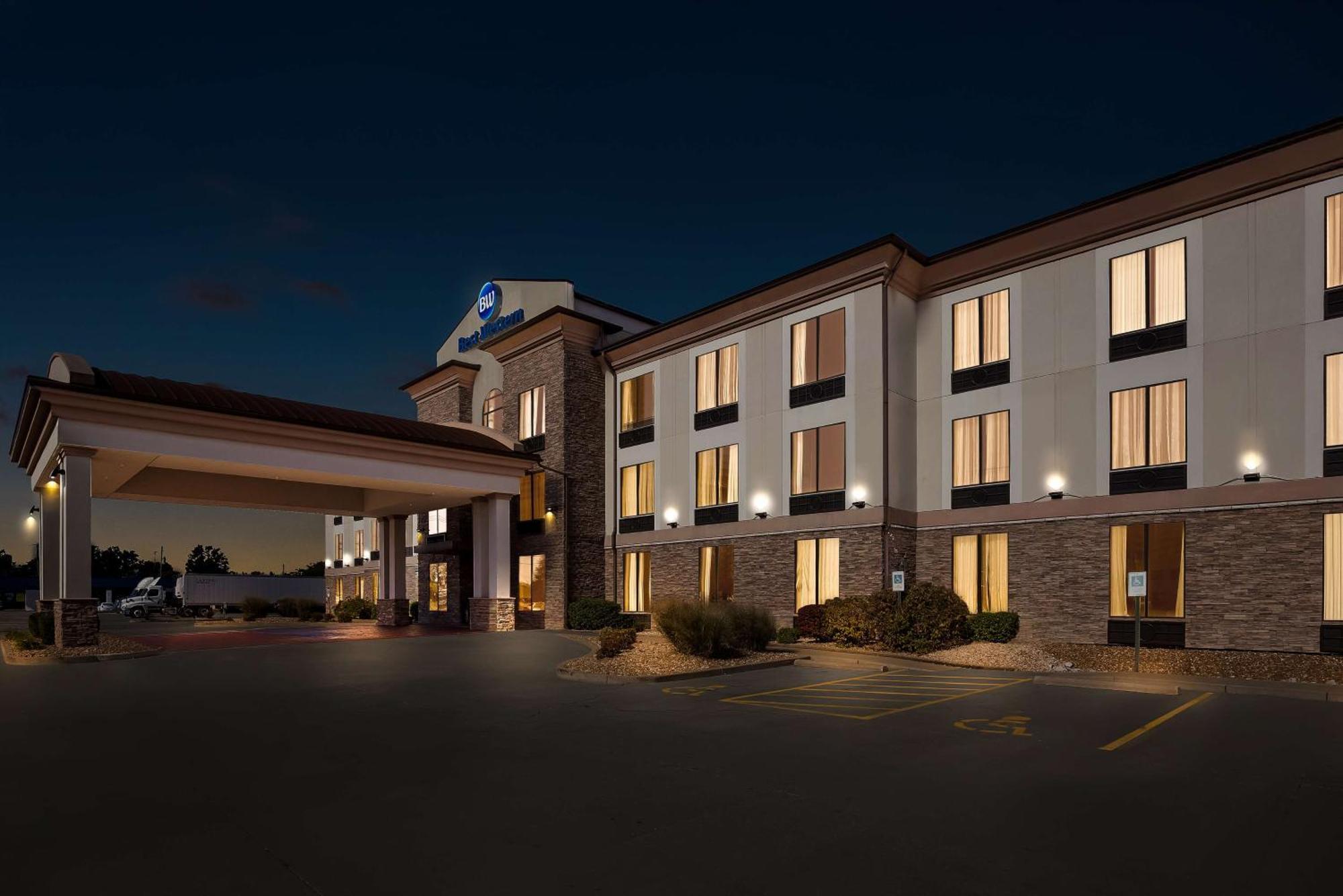 Best Western St. Louis Airport North Hotel & Suites Hazelwood Esterno foto