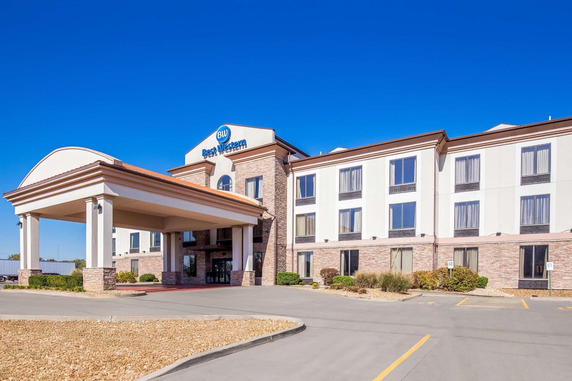 Best Western St. Louis Airport North Hotel & Suites Hazelwood Esterno foto